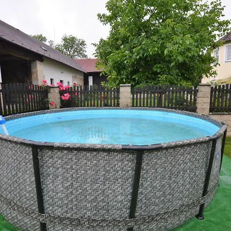 Tasteful In Ernov With Private Pool Zernov (Semily)