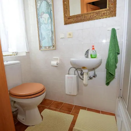 Tasteful In Ernov With Private Pool * Zernov (Semily)